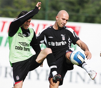 ALMANYA ACI VATAN | Ara transfer dönemi yaklaşırken Beşiktaş’ın tüm gurbetçi oyuncuları. Kim, kimdir? - Görsel 4