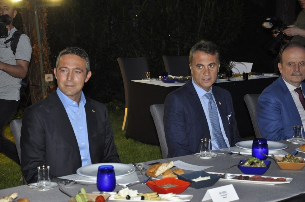 Fikret Orman Kulüpler Birliği Vakfı üyelerine iftar daveti verdi! İşte davetten kareler... - Görsel 1