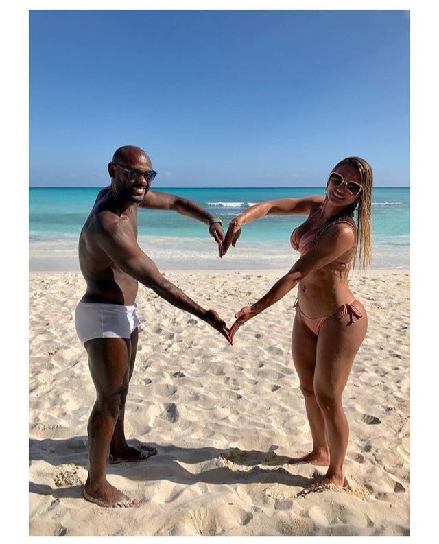 Vagner Love ve eşinin “ikinci balayı” görünümlü tatili ❤ - Görsel 13