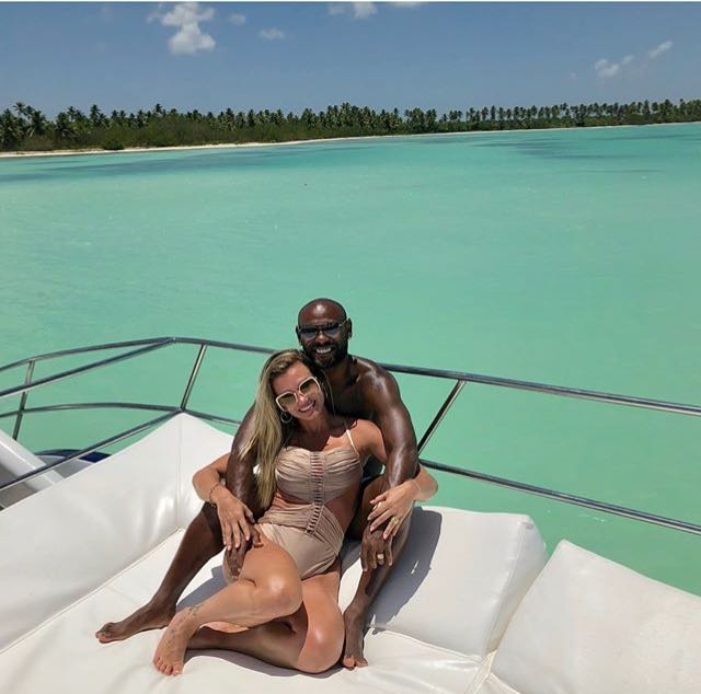 Vagner Love ve eşinin “ikinci balayı” görünümlü tatili ❤ - Görsel 9