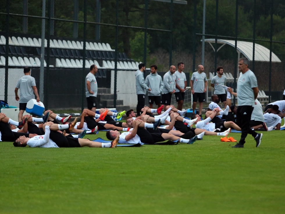 Beşiktaş yeni sezon hazırlıklarına başladı! İşte antrenmandan kareler... - Görsel 14