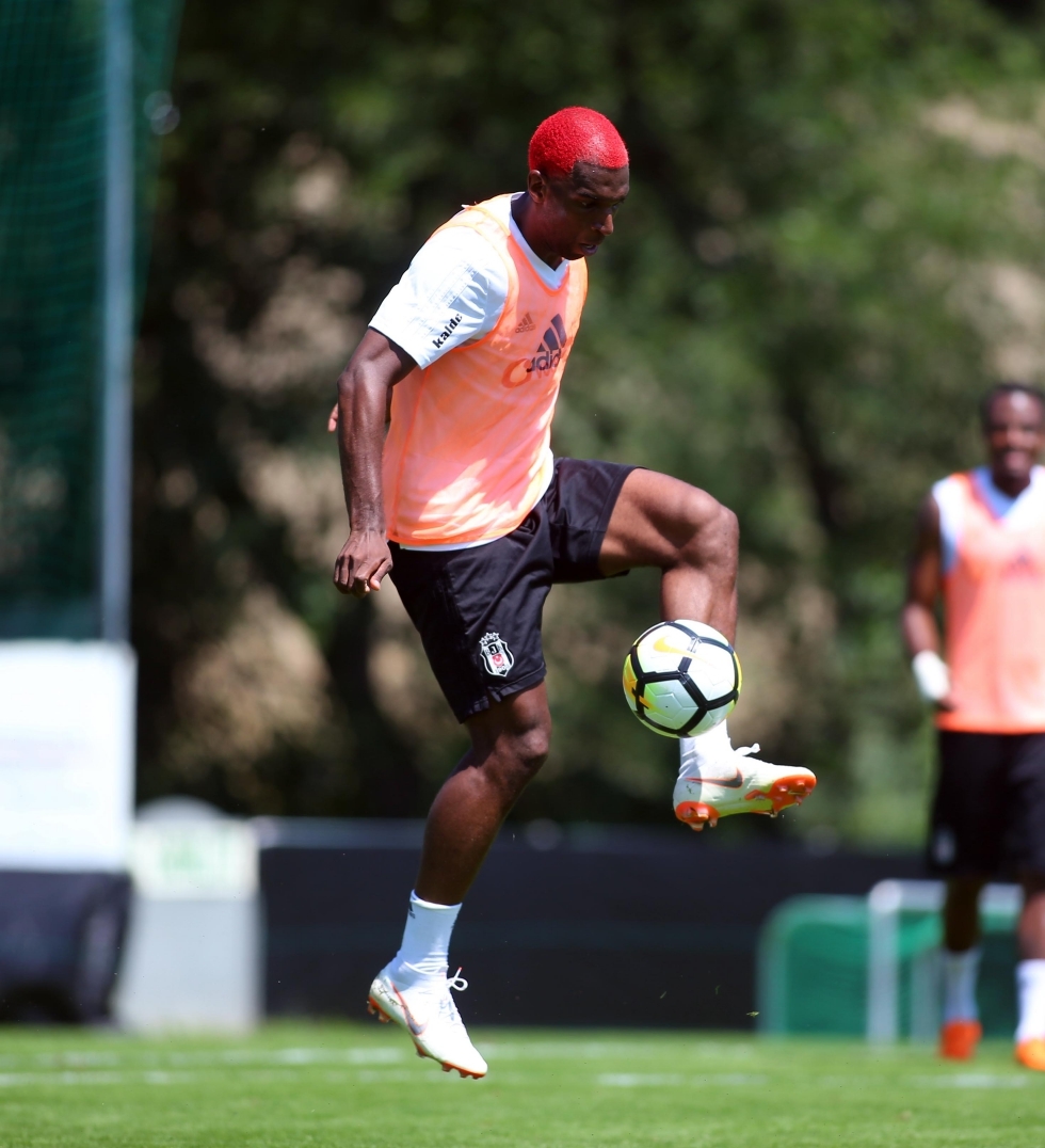 Beşiktaş'ın sabah antrenmanından kareler - Görsel 3