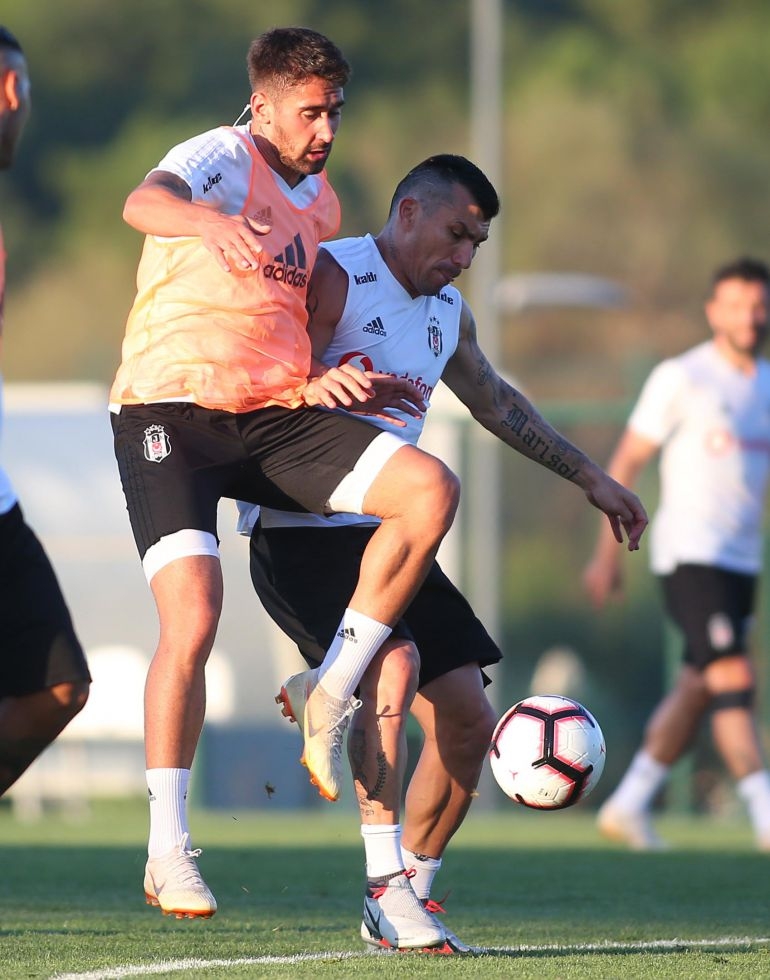 Takımda keyifler yerinde! İşte antrenmandan kareler - Görsel 13