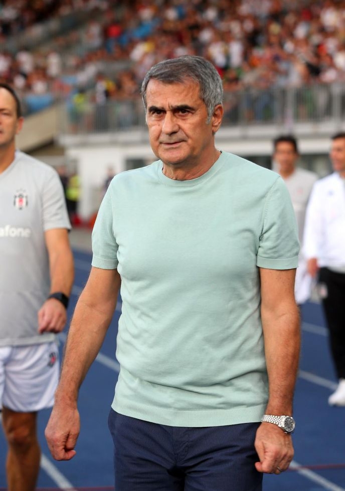 İşte LASK Linz - Beşiktaş mücadelesinin ilk yarısından kareler - Görsel 11