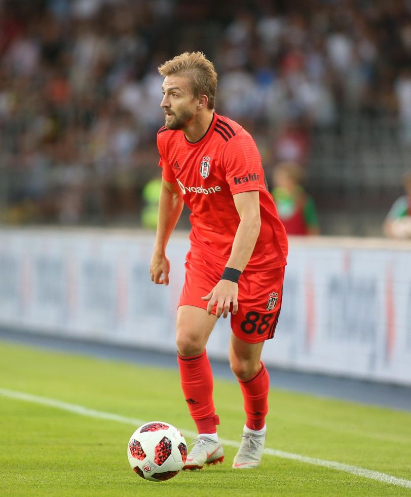 İşte LASK Linz - Beşiktaş mücadelesinin ilk yarısından kareler - Görsel 5