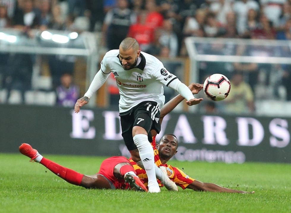 Beşiktaş - Kaysersipor maçının ilk yarısından kareler - Görsel 13