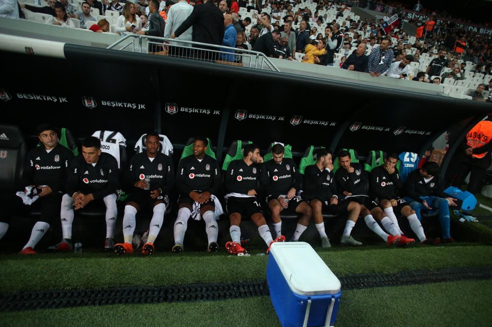 Beşiktaş - Kaysersipor maçının ilk yarısından kareler - Görsel 15