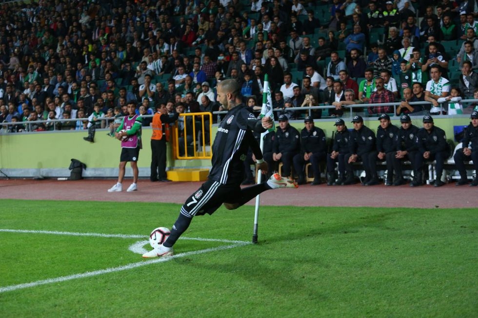 Konyaspor - Beşiktaş maçının ilk yarısından kareler - Görsel 16