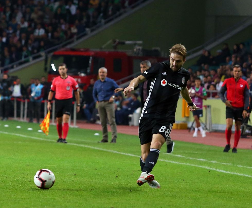 Konyaspor - Beşiktaş maçının ilk yarısından kareler - Görsel 17