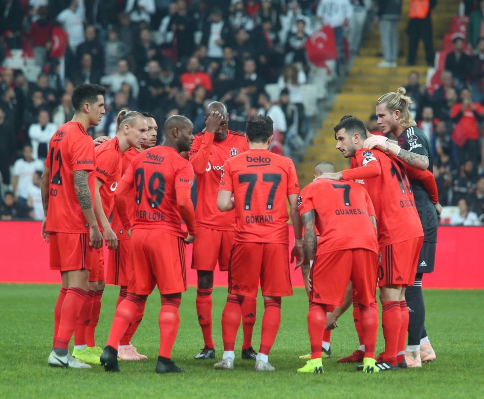 Beşiktaş - Çaykur Rizespor maçının ilk yarısından kareler - Görsel 6