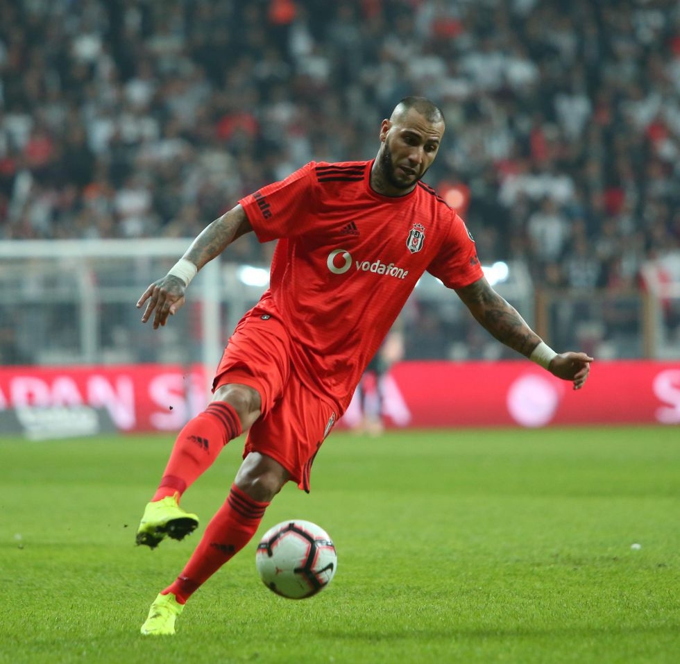 Beşiktaş - Çaykur Rizespor maçının ilk yarısından kareler - Görsel 7