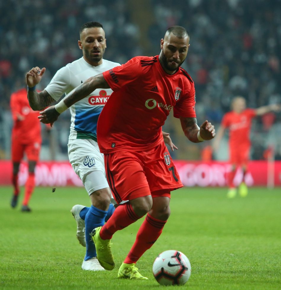 Beşiktaş - Çaykur Rizespor maçının ilk yarısından kareler - Görsel 8