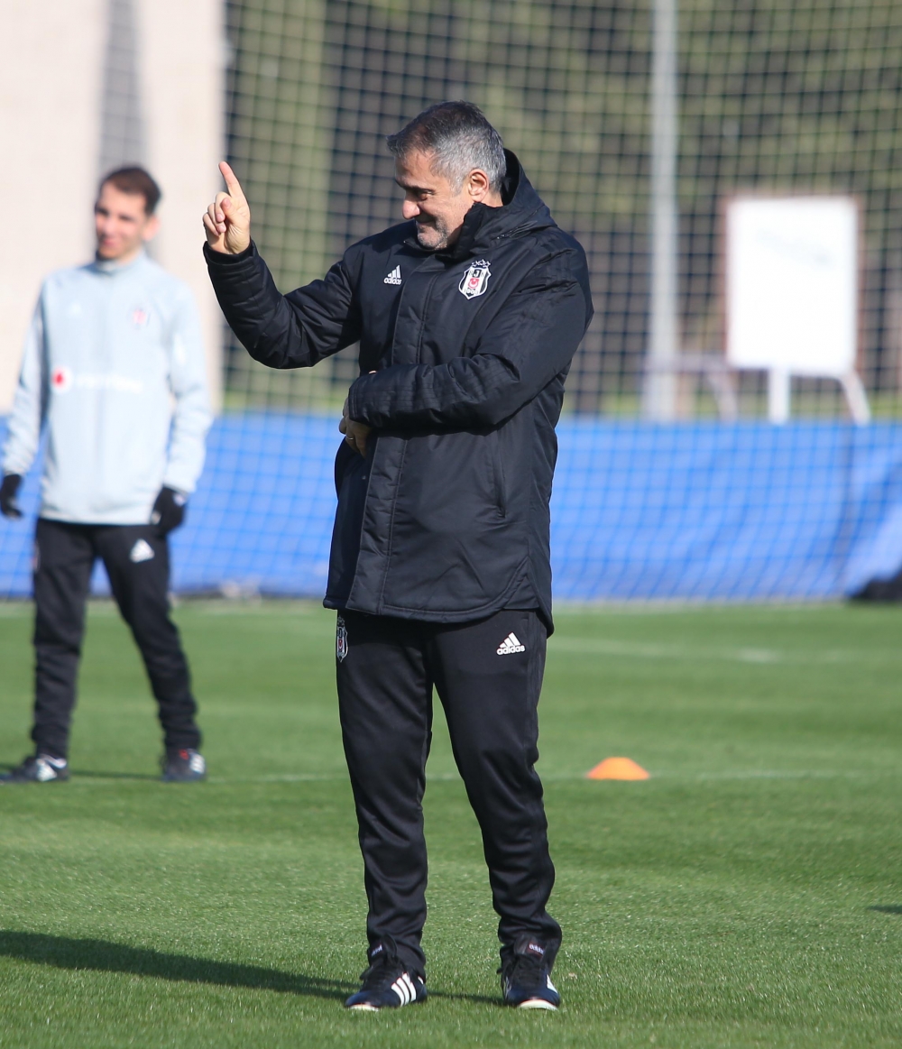 Beşiktaş'ın yeni transferi Mirin ilk antrenmana çıktı - Görsel 19