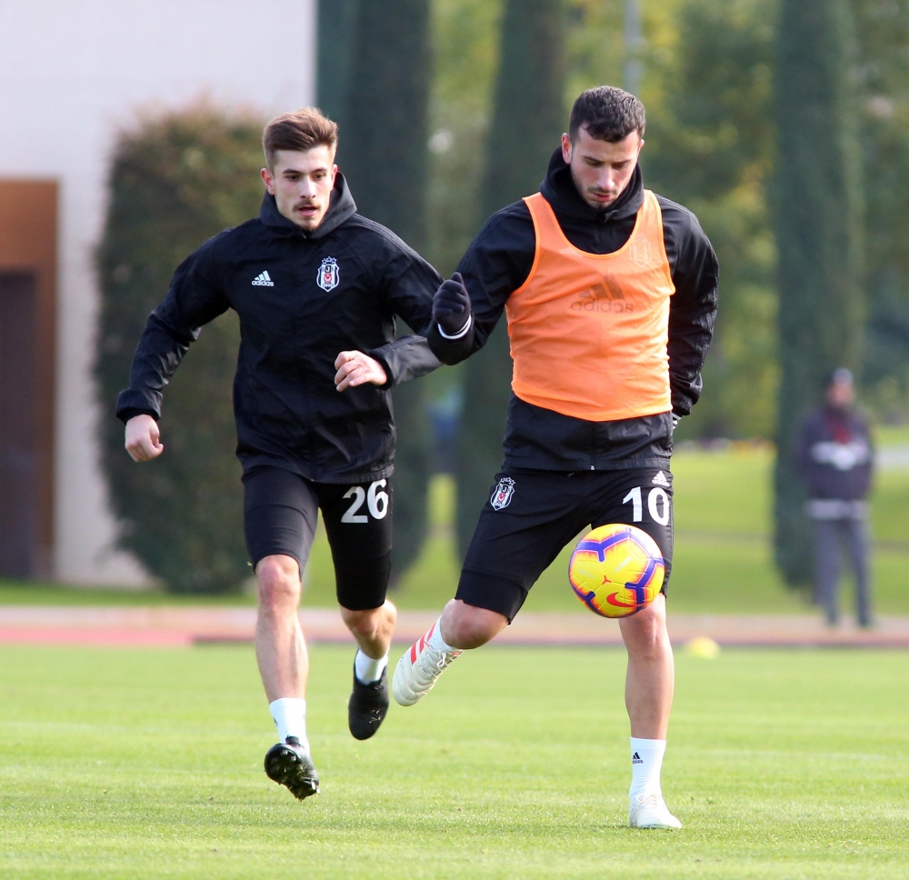 Beşiktaş'ın yeni transferi Mirin ilk antrenmana çıktı - Görsel 25