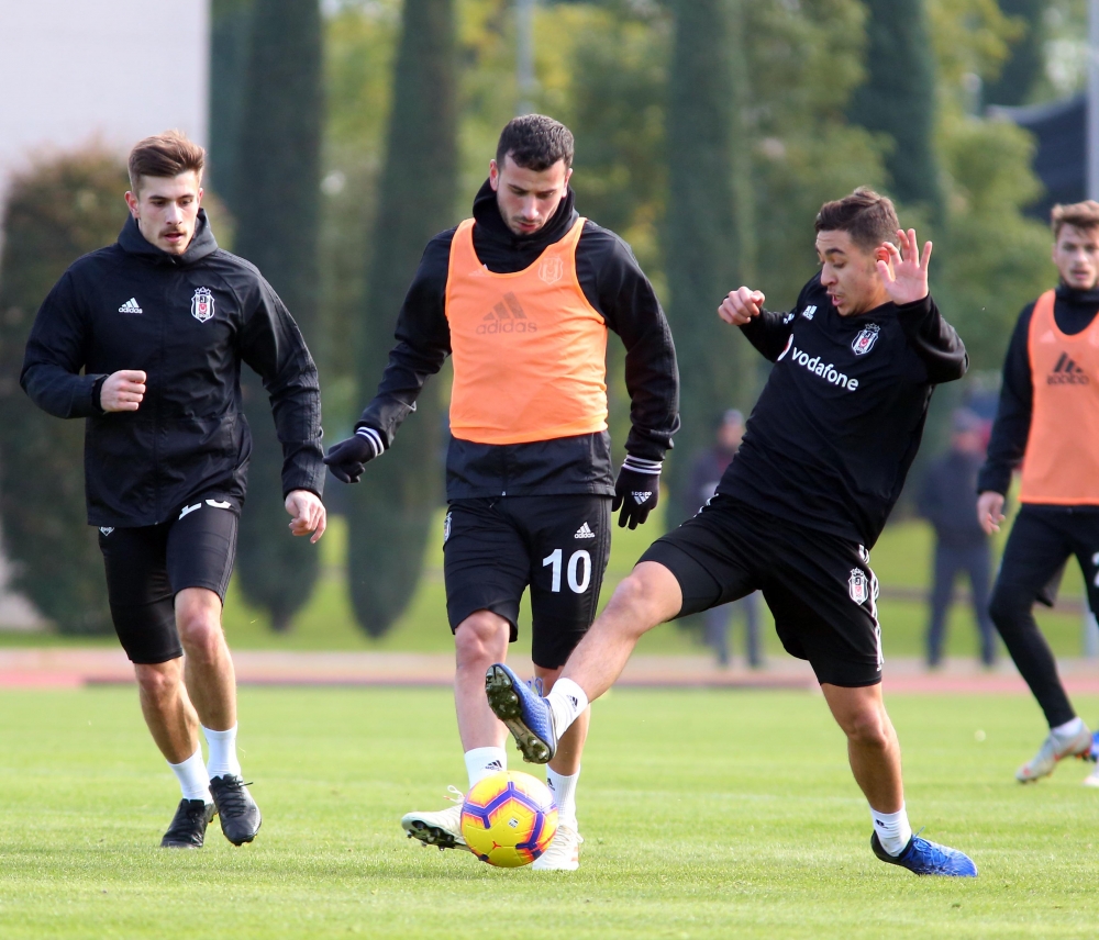Beşiktaş'ın yeni transferi Mirin ilk antrenmana çıktı - Görsel 49