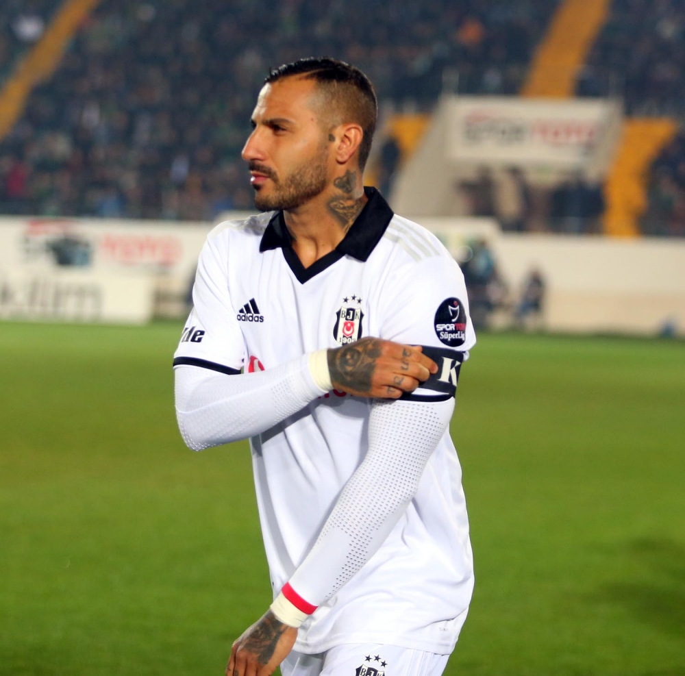 Akhisarspor - Beşiktaş maçının ilk yarısından kareler - Görsel 25