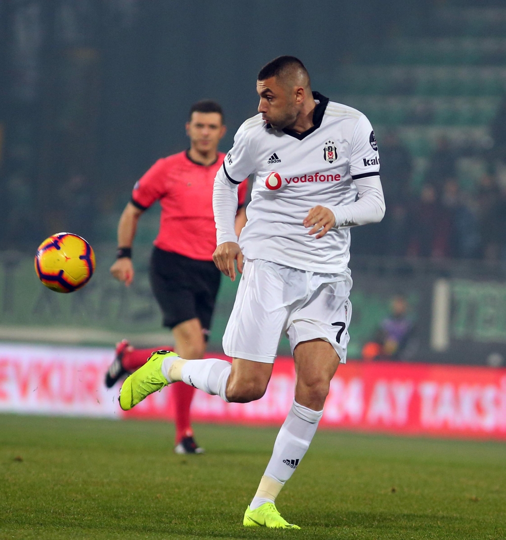 Akhisarspor - Beşiktaş maçının ilk yarısından kareler - Görsel 28