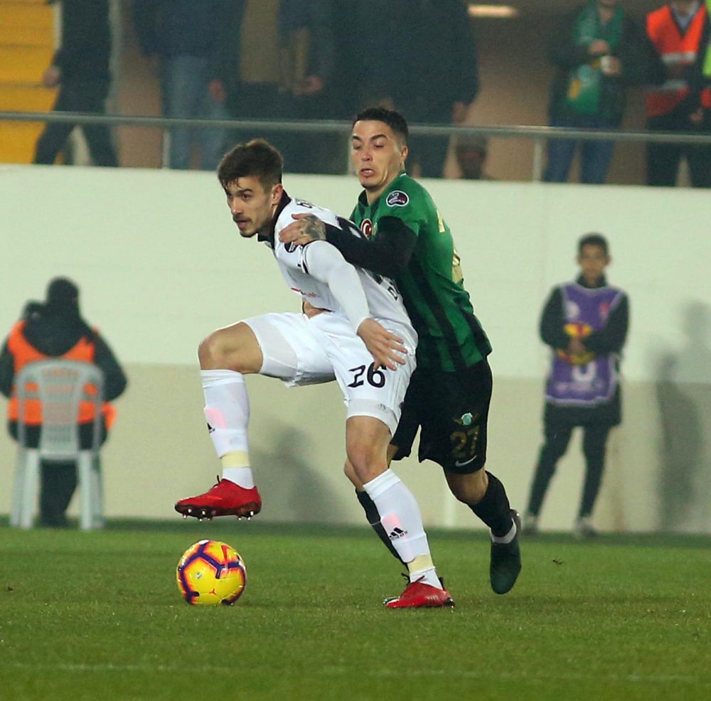 Akhisarspor - Beşiktaş maçının ilk yarısından kareler - Görsel 29