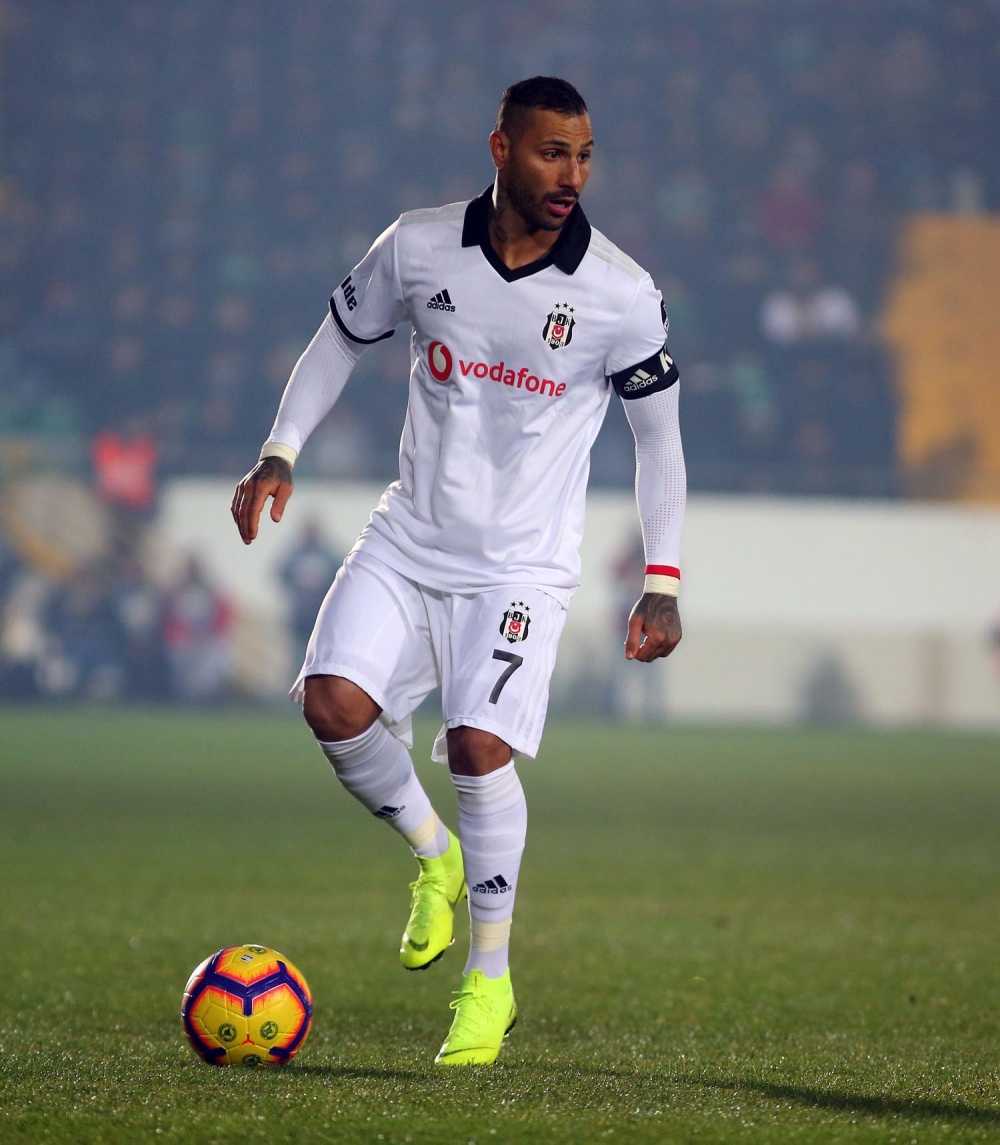 Akhisarspor - Beşiktaş maçının ilk yarısından kareler - Görsel 32