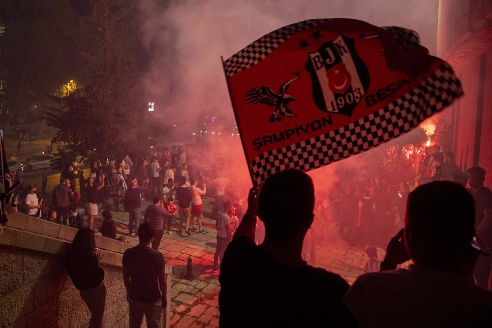 İşte şampiyonluğun ardından Türkiye sokakları - Görsel 11