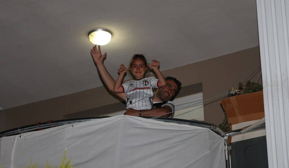 İşte şampiyonluğun ardından Türkiye sokakları - Görsel 7