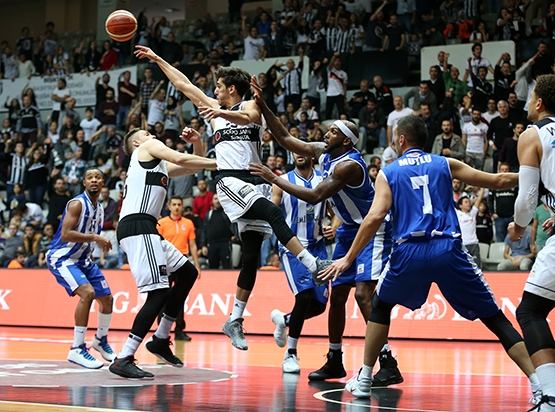 Beşiktaş Sompo Japan-Demir İnşaat Büyükçekmece maçından kareler - Görsel 7