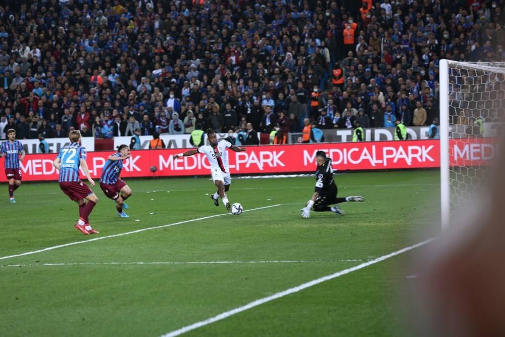 Daniel Güiza'yi izleyemeyenler için Michy Batshuayi - Görsel 11