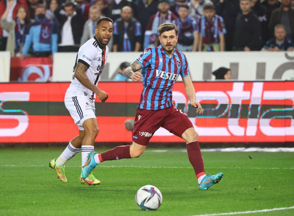 Daniel Güiza'yi izleyemeyenler için Michy Batshuayi - Görsel 3