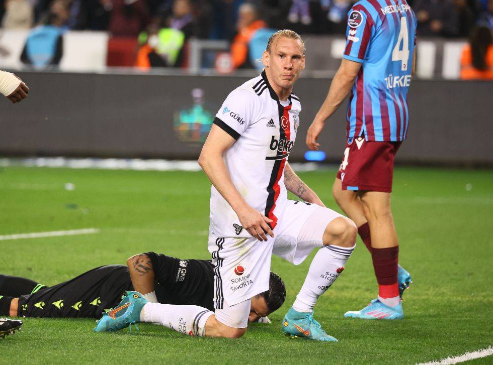 Daniel Güiza'yi izleyemeyenler için Michy Batshuayi - Görsel 8