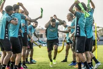 Alex Teixeira'dan Beşiktaş itirafı: "Mutlu değildim" - Görsel 1