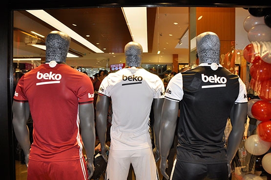 Fikret Orman, yeni Kartal Yuvası mağazasını açtı! - Görsel 1