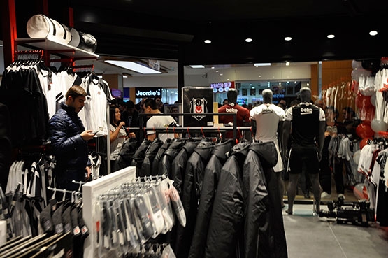 Fikret Orman, yeni Kartal Yuvası mağazasını açtı! - Görsel 12