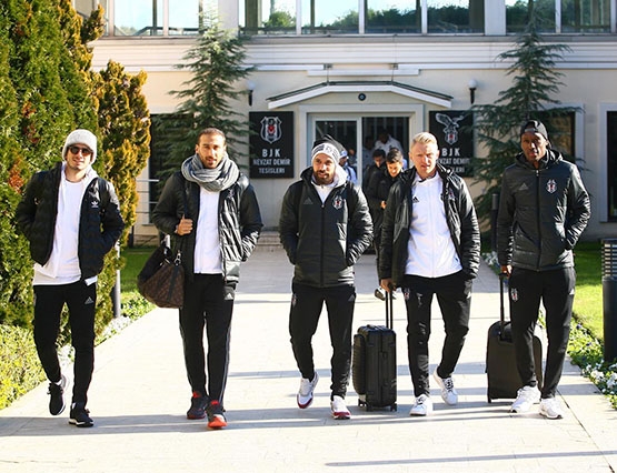 Beşiktaş D.Kiev maçı için yola çıktı - Görsel 7