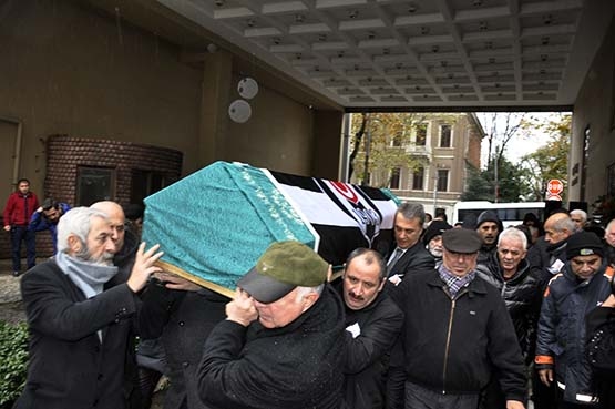 Faik Akdil son yolculuğuna uğurlandı - Görsel 9