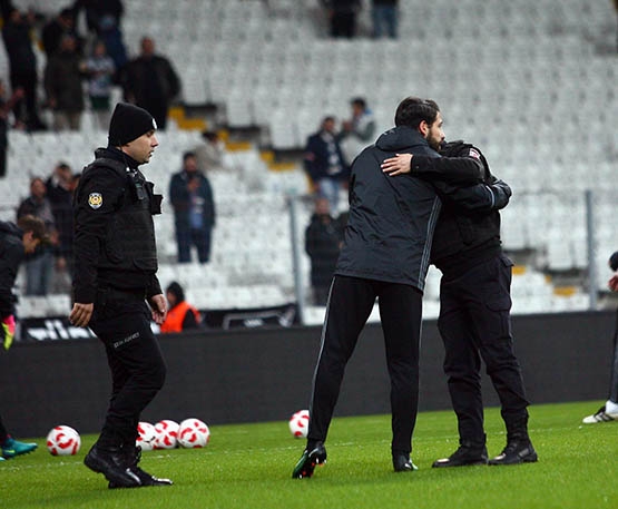 İşte maçtan duygulandıran kareler - Görsel 11