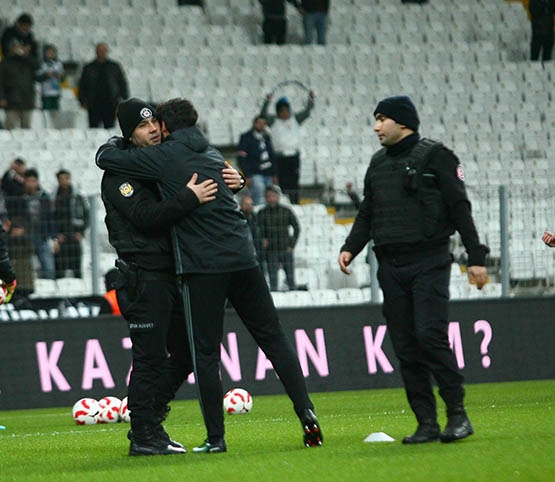 İşte maçtan duygulandıran kareler - Görsel 2