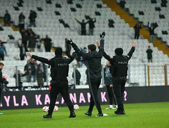 İşte maçtan duygulandıran kareler - Görsel 23