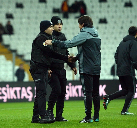 İşte maçtan duygulandıran kareler - Görsel 25