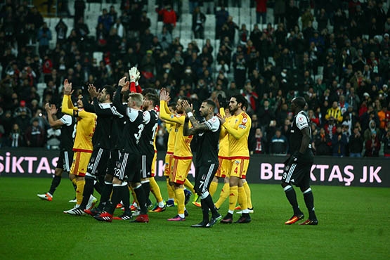 İşte maçtan duygulandıran kareler - Görsel 31