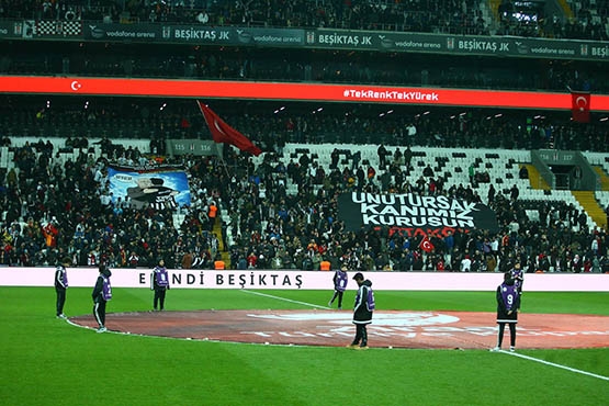 İşte maçtan duygulandıran kareler - Görsel 32