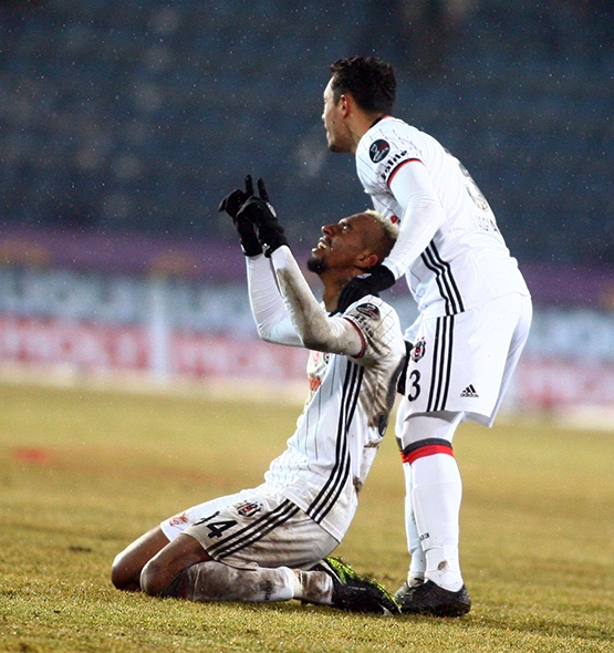 Osmanlıspor - Beşiktaş maçından kareler - Görsel 18