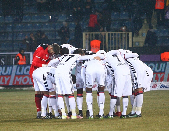 Osmanlıspor - Beşiktaş maçından kareler - Görsel 3