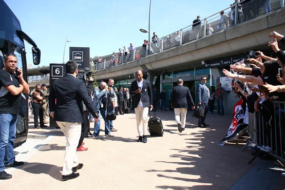 Beşiktaş Lyon'da böyle karşılandı - Görsel 12