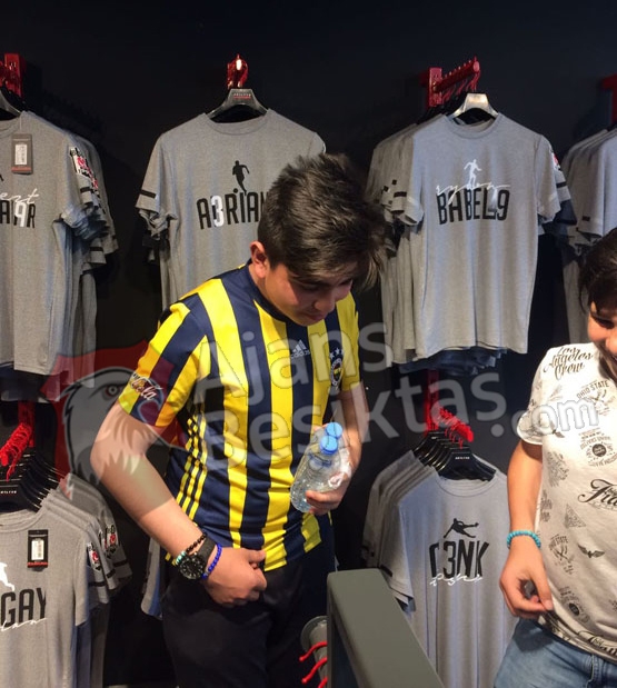 Fenerbahçe formasıyla Kartal Yuvası'nda! - Görsel 1