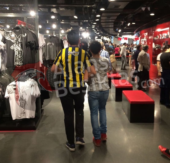 Fenerbahçe formasıyla Kartal Yuvası'nda! - Görsel 3