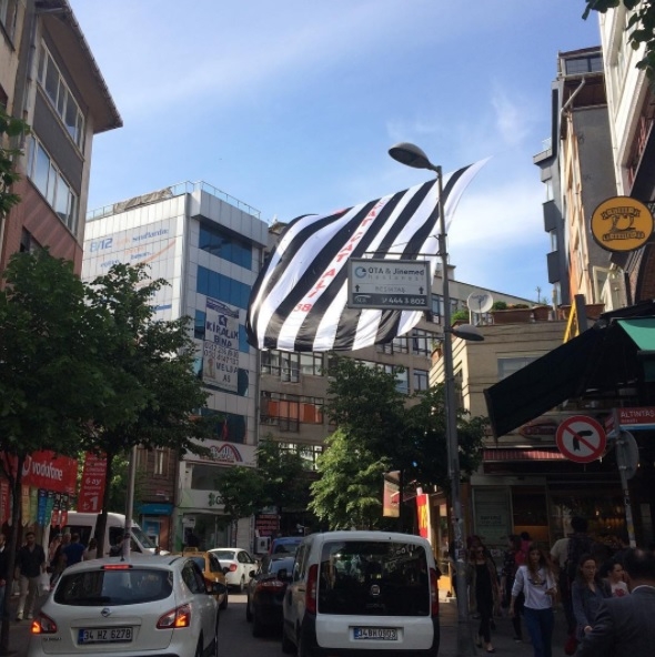 FOTO GALERİ | Beşiktaş bayrakları Türkiye'yi süslüyor - Görsel 10