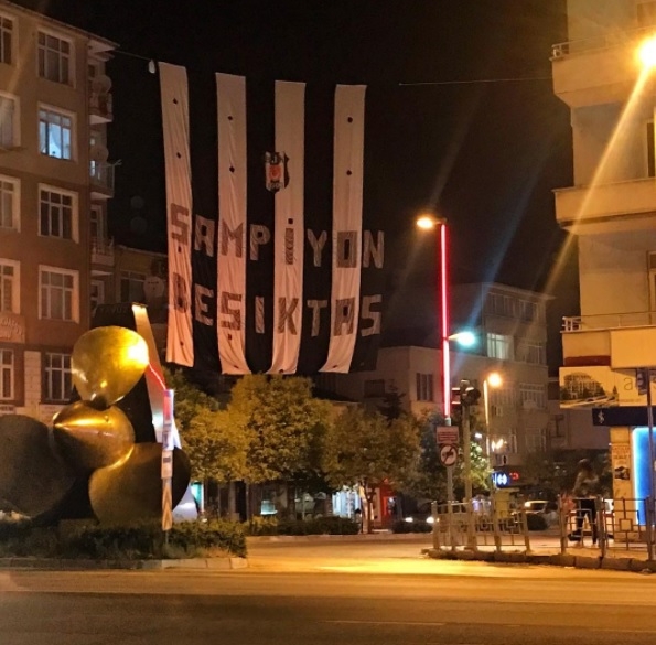 FOTO GALERİ | Beşiktaş bayrakları Türkiye'yi süslüyor - Görsel 115