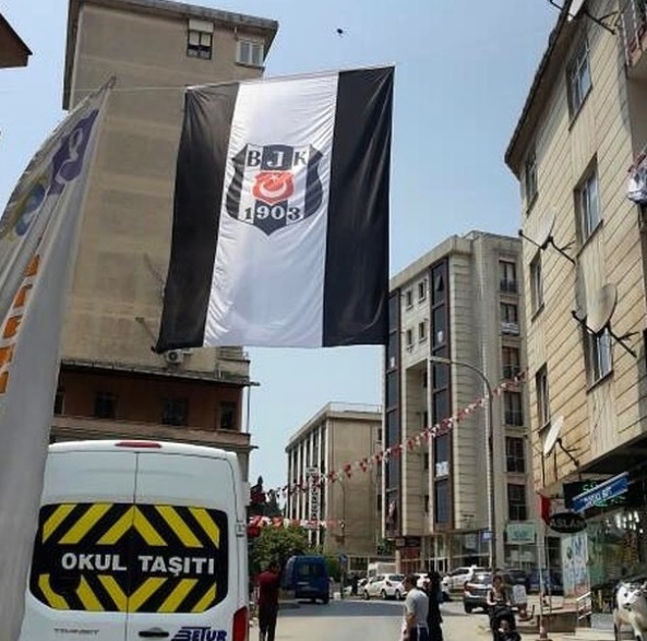 FOTO GALERİ | Beşiktaş bayrakları Türkiye'yi süslüyor - Görsel 119