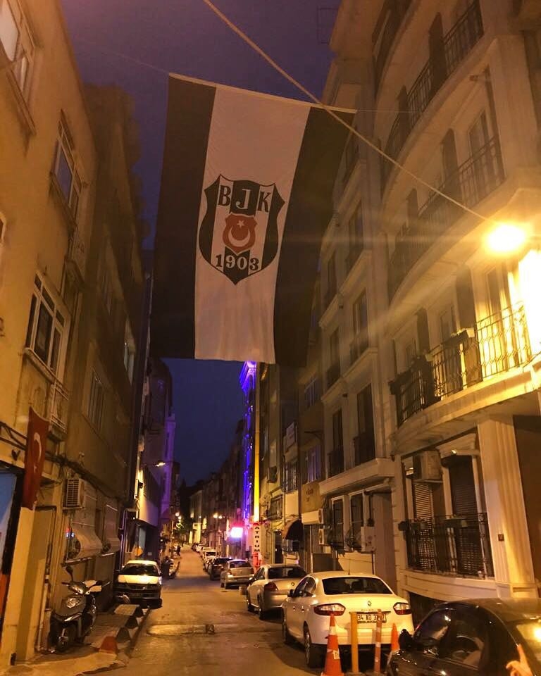 FOTO GALERİ | Beşiktaş bayrakları Türkiye'yi süslüyor - Görsel 21