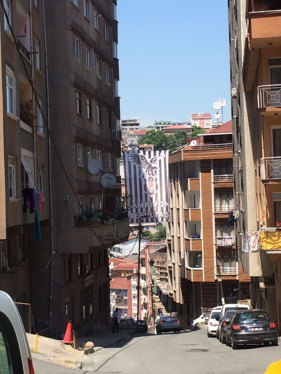 FOTO GALERİ | Beşiktaş bayrakları Türkiye'yi süslüyor - Görsel 28